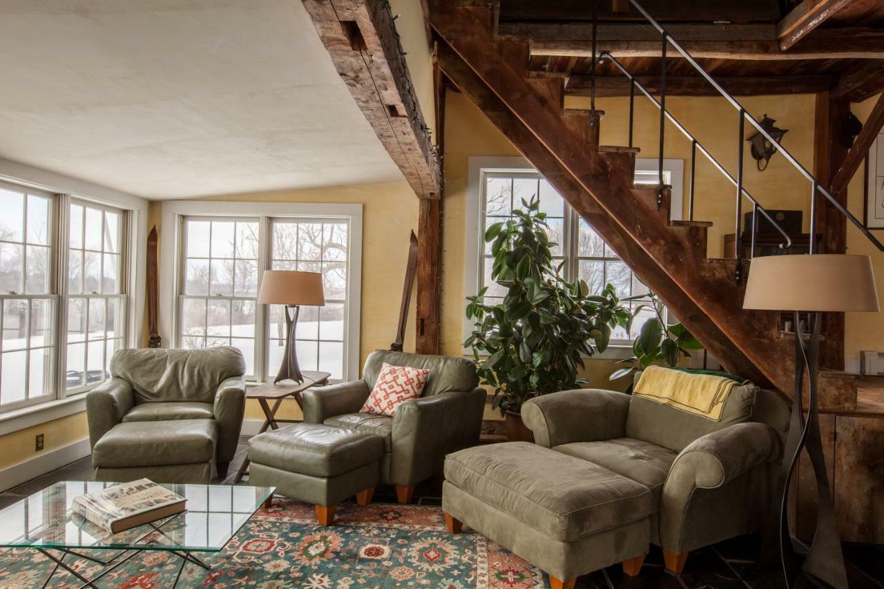 Whitford House And Twin View Barn Bed & Breakfast Addison Exterior photo