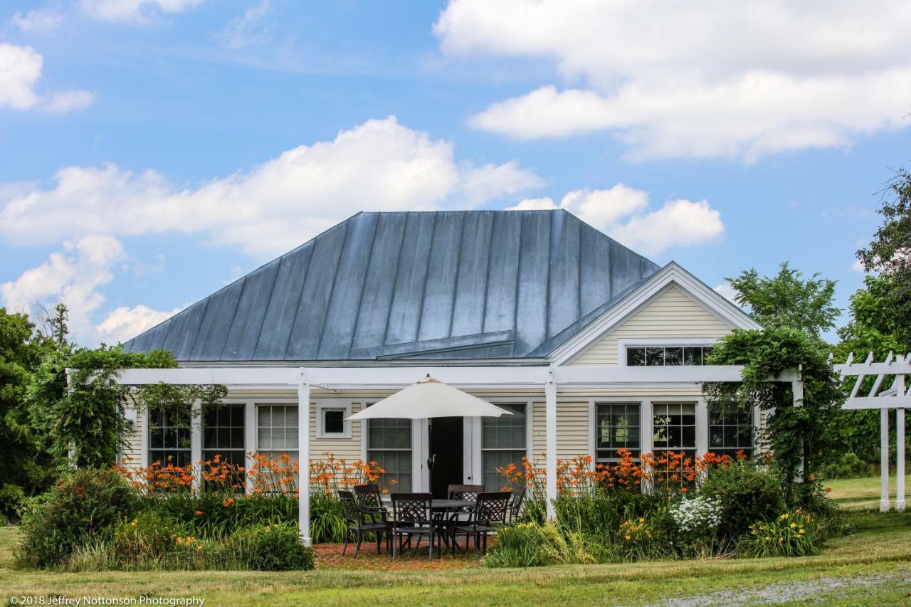 Whitford House And Twin View Barn Bed & Breakfast Addison Exterior photo